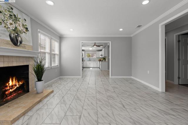 633 N P St, Livermore CA: https://media.crmls.org/mediaz/e91c6229-9bd0-439b-8be7-40d31d777f1f.jpg