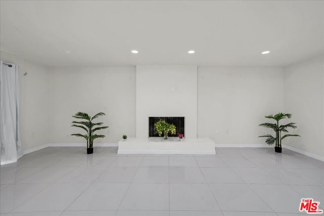 7900 Zeus Drive, Los Angeles CA: https://media.crmls.org/mediaz/e91c65d8-6f37-4b14-b798-c2a5fd803b6a.jpg