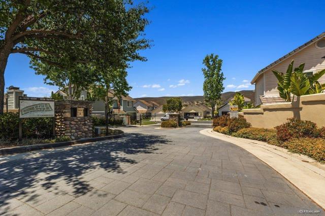 Image 34 of 41 For 10366 Rancho Carmel Dr