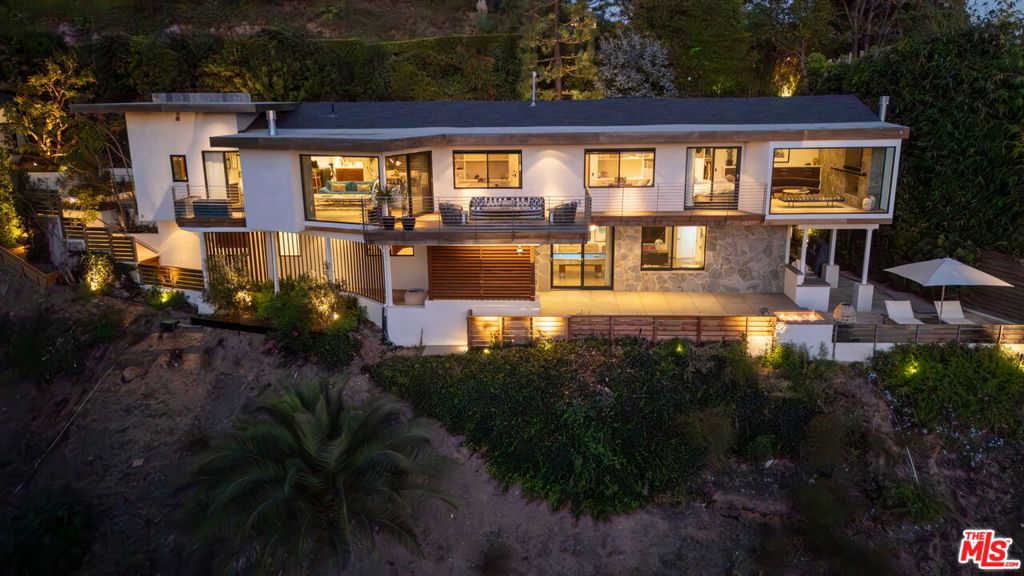 1570 Casale Road — architectural residence