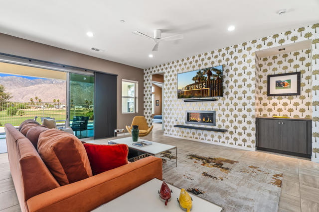 1325 Passage Street, Palm Springs CA: https://media.crmls.org/mediaz/e91e9e44-b3c0-4d83-98de-62a2475db154.jpg