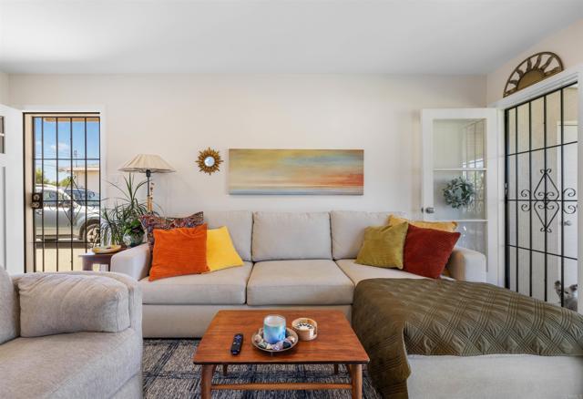 Detail Gallery Image 7 of 31 For 4774 Appleton St, San Diego,  CA 92117 - 3 Beds | 2 Baths