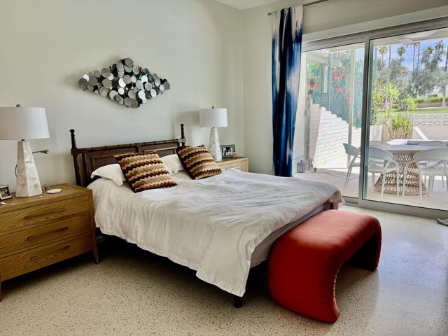 73607 18th Fairway Lane, Palm Desert CA: https://media.crmls.org/mediaz/e91f42b3-163f-4db7-a04b-206af366d66b.jpg