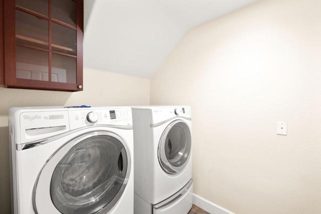 835 Gaspar Vista, San Jose CA: https://media.crmls.org/mediaz/e920c562-8483-47ad-aa9d-a302b44f97f2.jpg