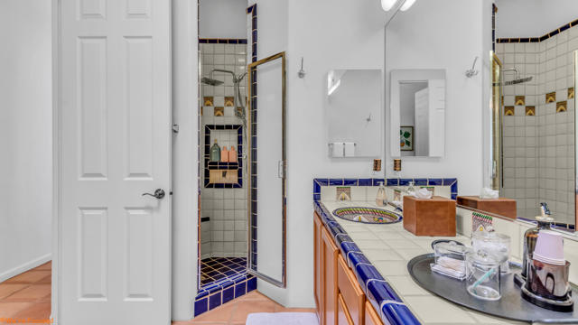 77440 Calle Ensenada, La Quinta CA: https://media.crmls.org/mediaz/e9219eaf-9247-4a90-8e26-e4cd93da7263.jpg