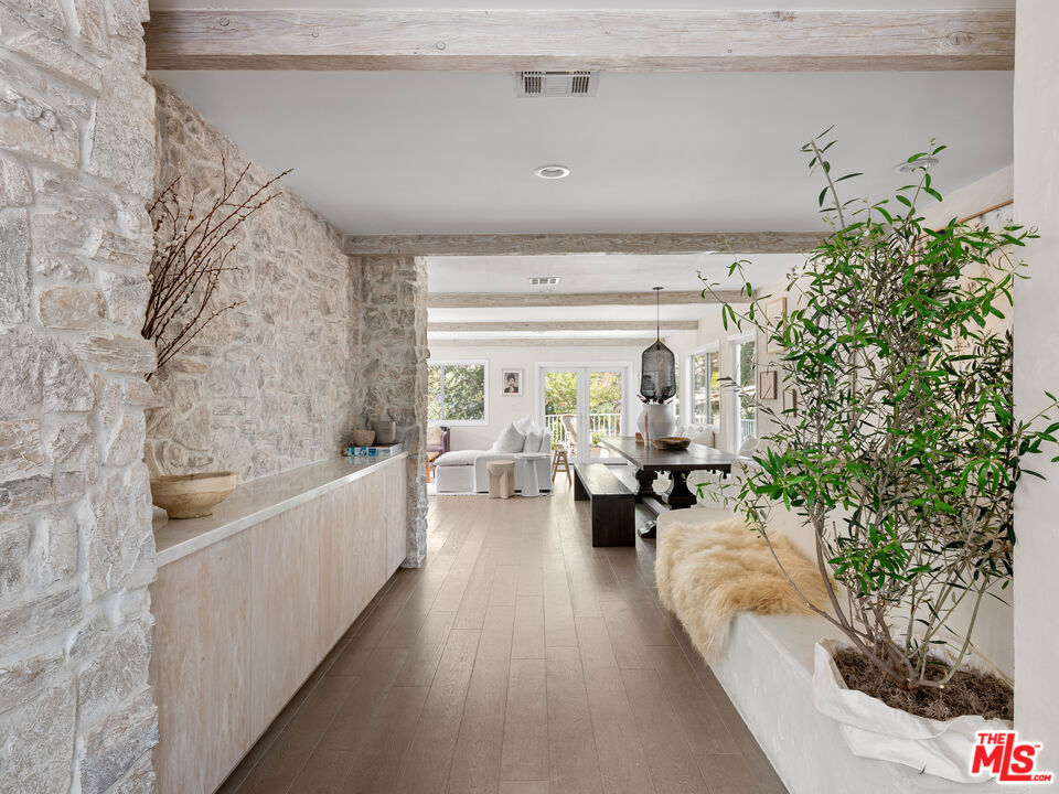 3434 Oak Glen Drive