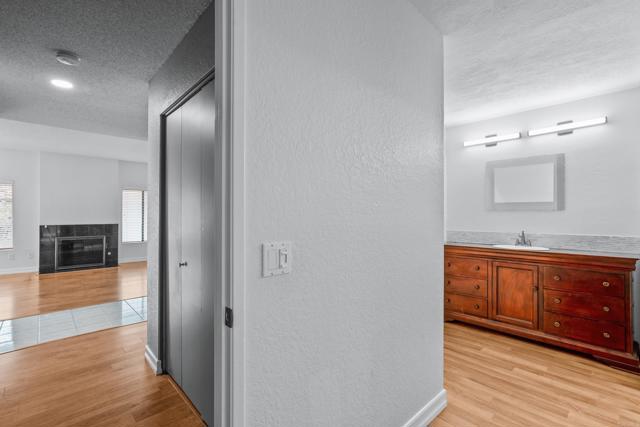 992 Lupine Hills Dr., Vista CA: https://media.crmls.org/mediaz/e9230463-51ea-4fbb-be68-52e983e4a102.jpg