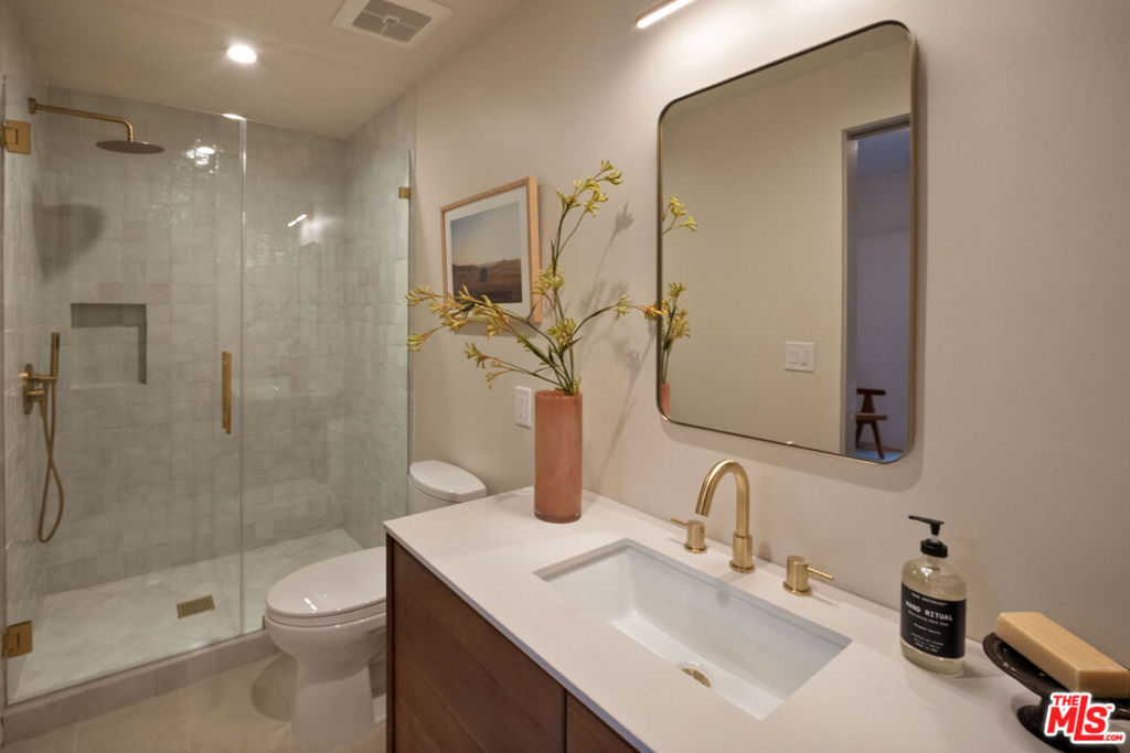 MLS #25590941 image #19