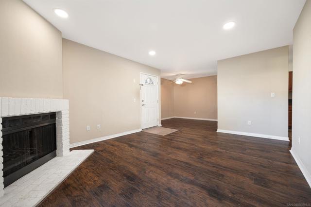 2970 Alta View Dr, San Diego CA: https://media.crmls.org/mediaz/e926070d-9784-49db-9612-681a90f8c2f9.jpg