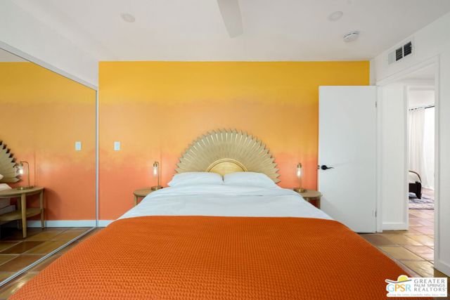 298 San Vicente Circle, Palm Desert CA: https://media.crmls.org/mediaz/e9264e6f-5f89-459c-ba45-242a5df929a7.jpg