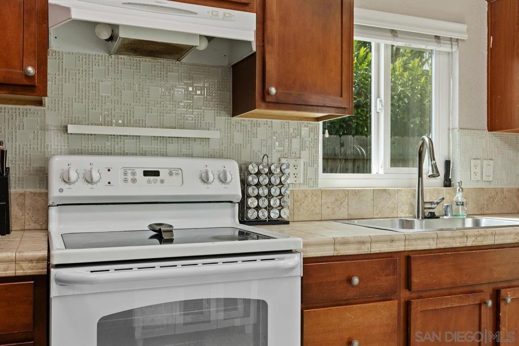 825 Buchanan St. - photo 14