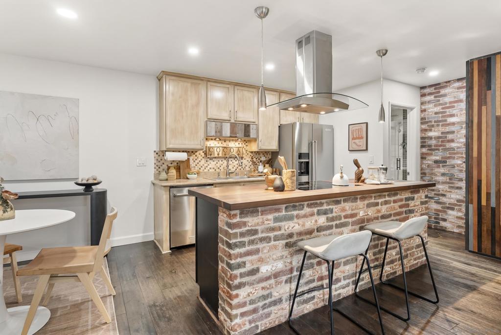 1810 S El Camino Real - photo 7