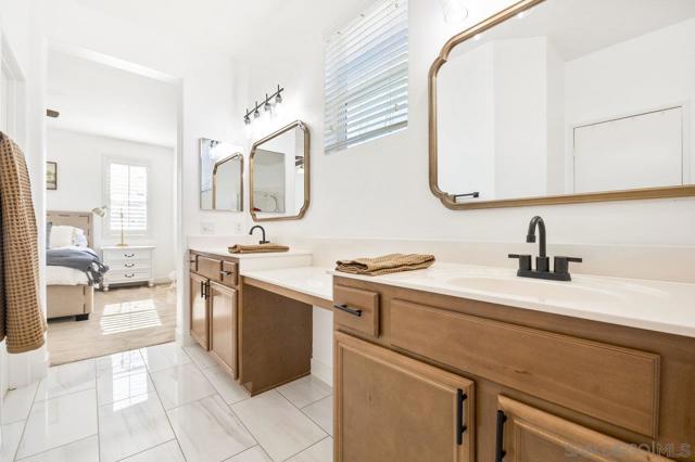 Image 29 of 41 For 26849 Silver Spur Ct