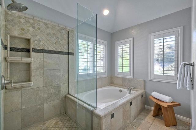 Image 16 of 35 For 12518 Swan Canyon Place