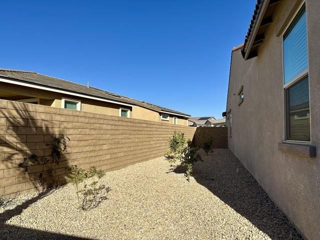 78879 Fortuna Place, Palm Desert CA: https://media.crmls.org/mediaz/e9293f6b-a676-46c4-b87d-e5bbcecc0223.jpg