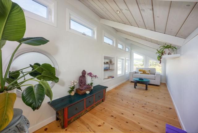 628 Alsace Loraine Avenue, Half Moon Bay CA: https://media.crmls.org/mediaz/e9297984-9210-48e0-af21-11c12d373866.jpg