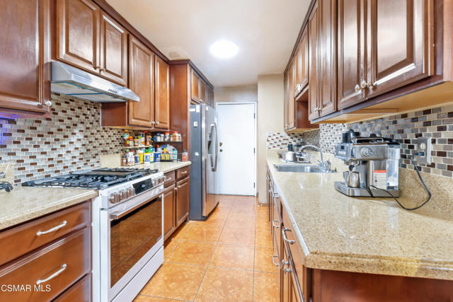 12521 Bradley Avenue, Sylmar CA: https://media.crmls.org/mediaz/e929f2d5-0531-4f6a-a7b0-8f89a617bd5d.jpg