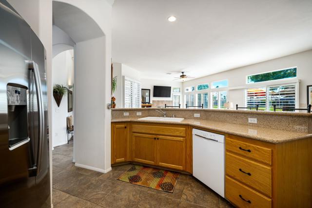 Image 10 of 51 For 82705 Odlum Drive