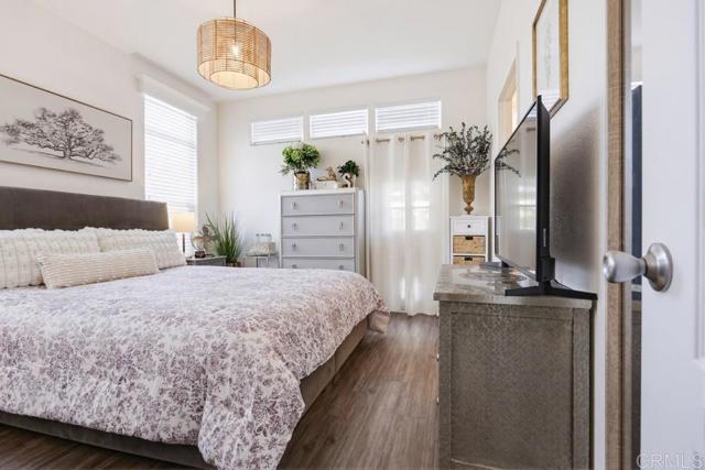 200 N El Camino Real, Oceanside CA: https://media.crmls.org/mediaz/e92cbc2e-6710-4621-8e59-7d0bf19d1c1d.jpg