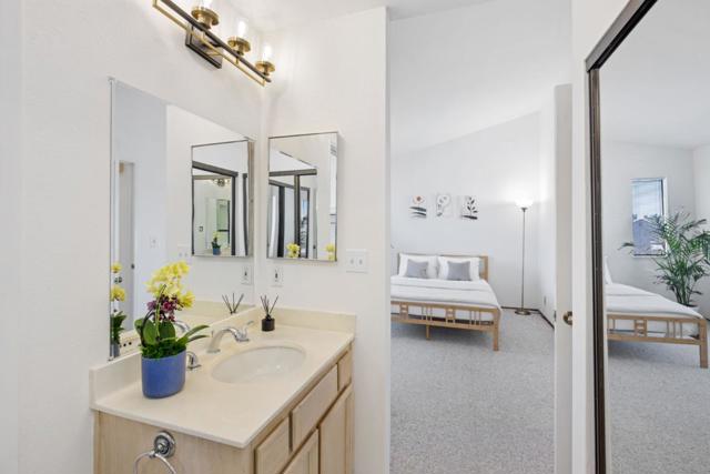 43 Appian Way, South San Francisco CA: https://media.crmls.org/mediaz/e92cef5f-8bdb-4cf8-9b8e-54e3fa02e990.jpg