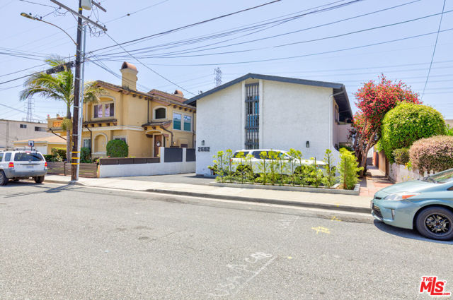 Image 3 of 42 For 2602 Carnegie Lane