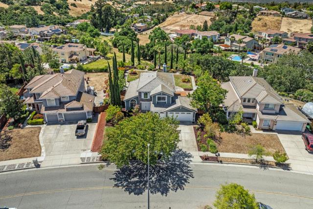 6261 Running Springs Road, San Jose CA: https://media.crmls.org/mediaz/e930d666-0a60-4fa3-b947-77afa4455525.jpg