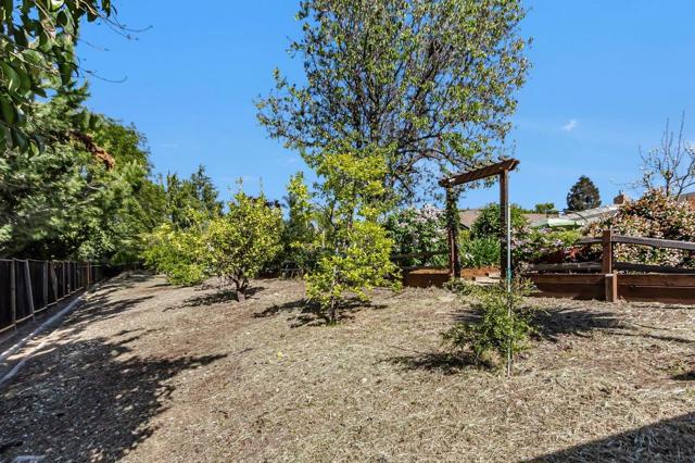 3187 High Meadow Lane, San Jose CA: https://media.crmls.org/mediaz/e931b0a9-c0cc-4baf-b1ac-42842882d6c4.jpg