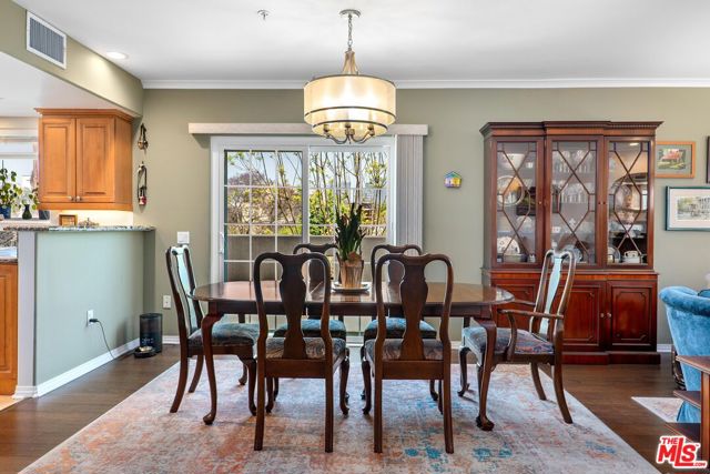 1948 Malcolm Avenue, Los Angeles CA: https://media.crmls.org/mediaz/e932615f-a70c-4bf3-a835-84662b35e2d4.jpg