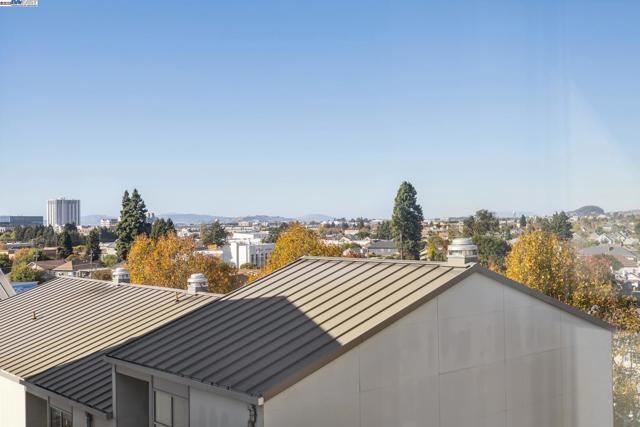 Image 42 of 46 For 1007 41st St  441
