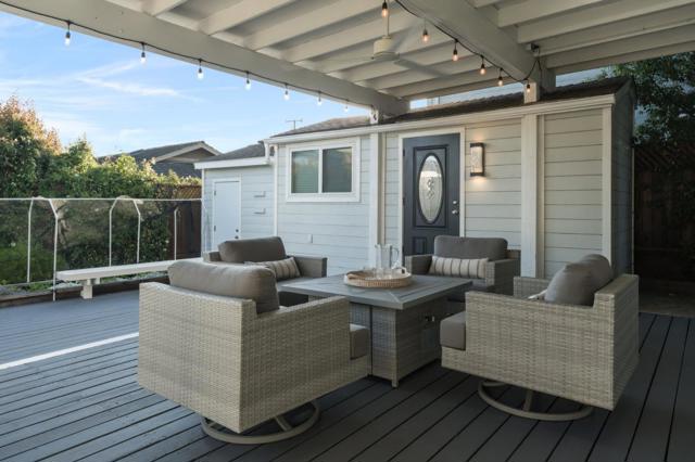 129 Santa Cruz Avenue, Aptos CA: https://media.crmls.org/mediaz/e932872b-139d-40fa-af0f-ede722483083.jpg