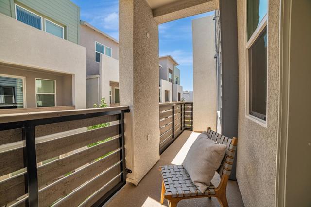 5609 Linen Court, San Ramon CA: https://media.crmls.org/mediaz/e9330582-503f-454f-958f-576773c9dc29.jpg