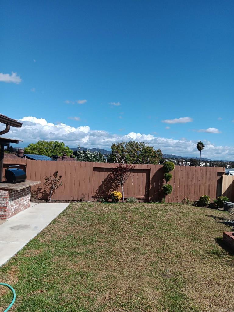 4737 Rising Glen Drive - photo 11