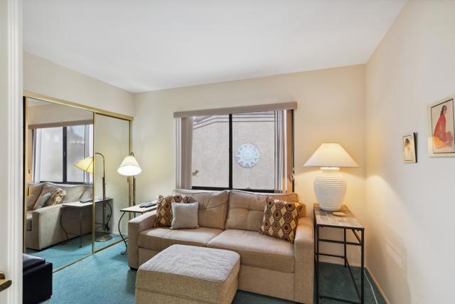 48121 Cll Seranas, La Quinta CA: https://media.crmls.org/mediaz/e9342cbd-1157-4e77-98b6-292a55b601ab.jpg