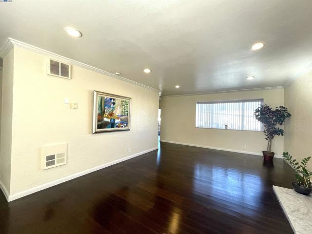 Image 2 of 23 For 14015 Doolittle Drive