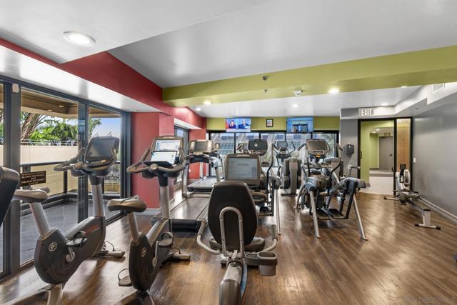 100 Harbor Dr, San Diego CA: https://media.crmls.org/mediaz/e9354013-8983-48c7-aaaa-42437658f840.jpg