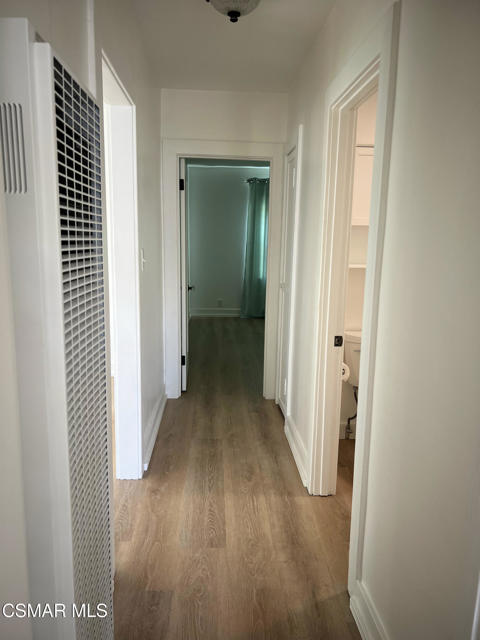 4049 Colonial Avenue, Los Angeles CA: https://media.crmls.org/mediaz/e9354ba2-4037-4a22-9135-0c70c66ec1de.jpg