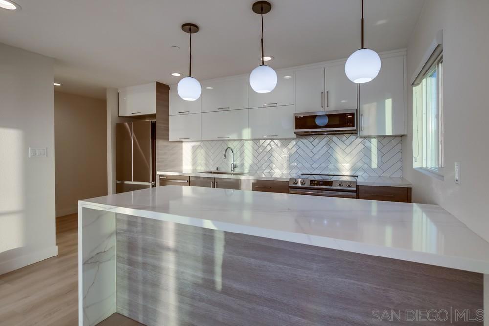 MLS #250032138SD img 55