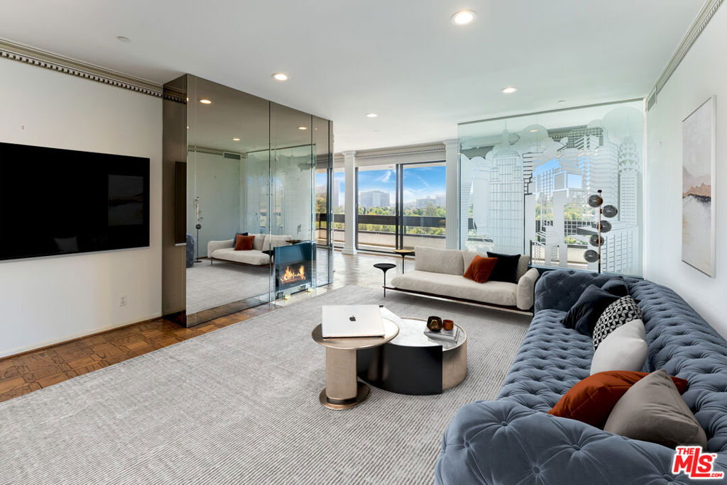 10551 Wilshire Boulevard #1002