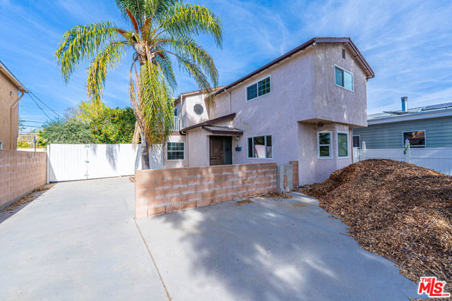 17425 Los Alimos Street photo 1