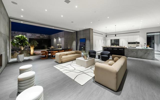 Image 7 of 46 For 74305 Desert Oasis Trail