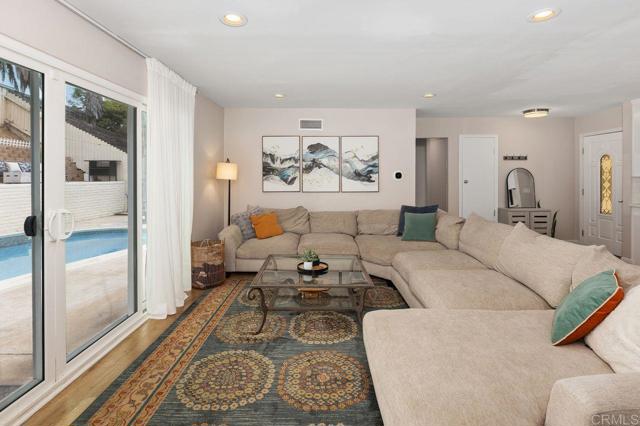 833 Halecrest Drive, Chula Vista CA: https://media.crmls.org/mediaz/e939e17c-eb5b-415d-9935-ba6b451300b9.jpg