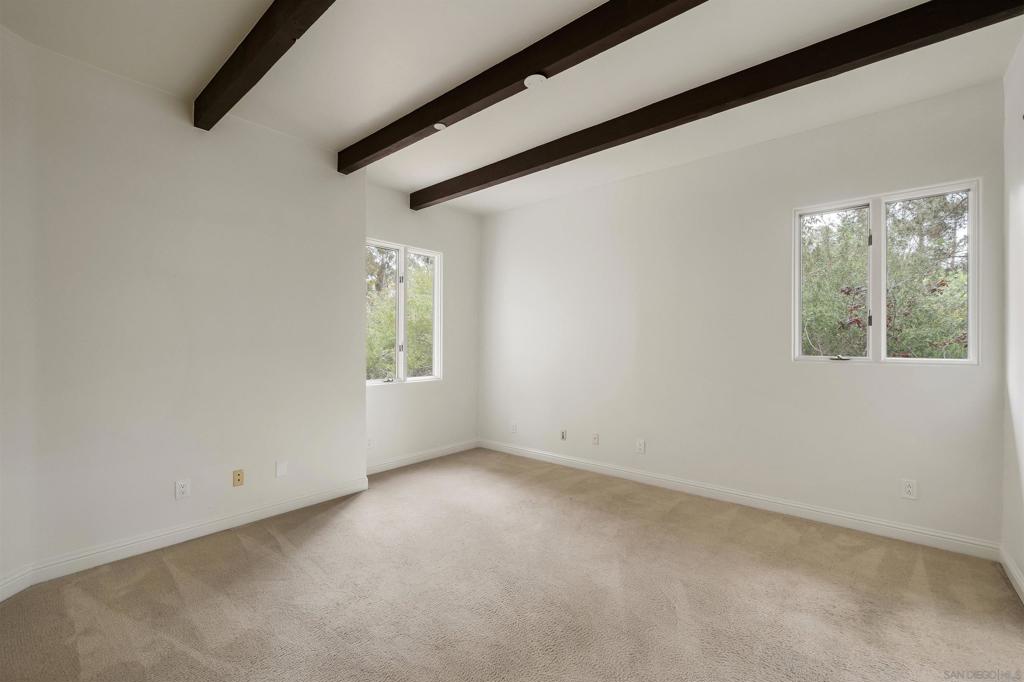 MLS #250028767SD img 42