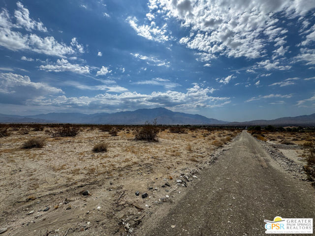 0 Far View, Desert Hot Springs CA: https://media.crmls.org/mediaz/e93a1e4c-1971-41a8-a0ac-eee7b495832a.jpg