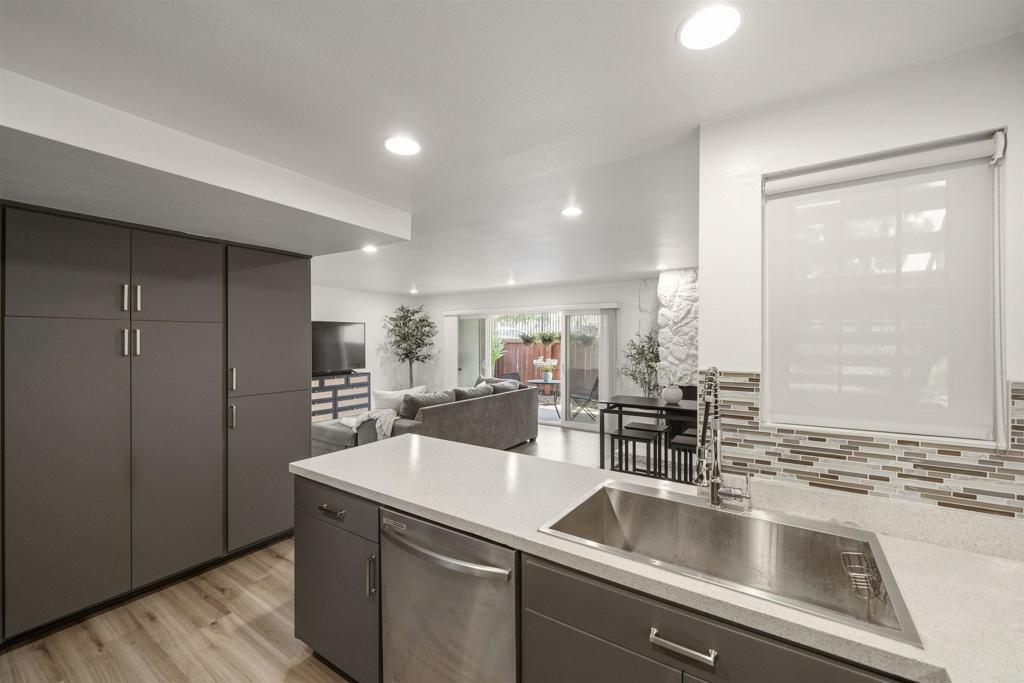 475 Midway Drive - photo 16