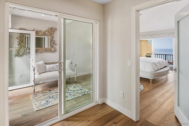 89 Tunapuna Ln, Coronado CA: https://media.crmls.org/mediaz/e93c1271-f373-4679-827f-8dbd800d8ad8.jpg