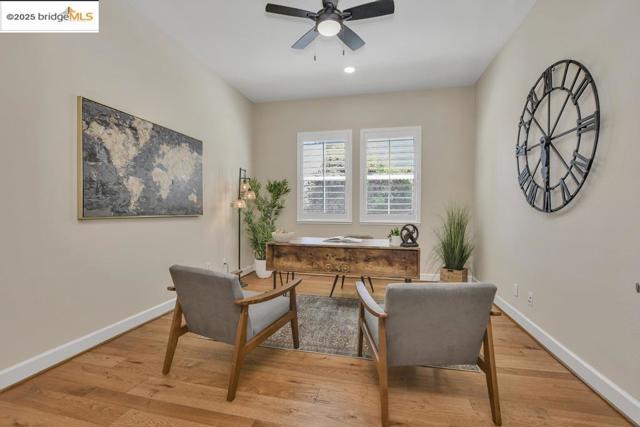 133 Clear Lake Ct, Oakley CA: https://media.crmls.org/mediaz/e93c8494-9ec6-4918-9f2f-3524d0e72c39.jpg