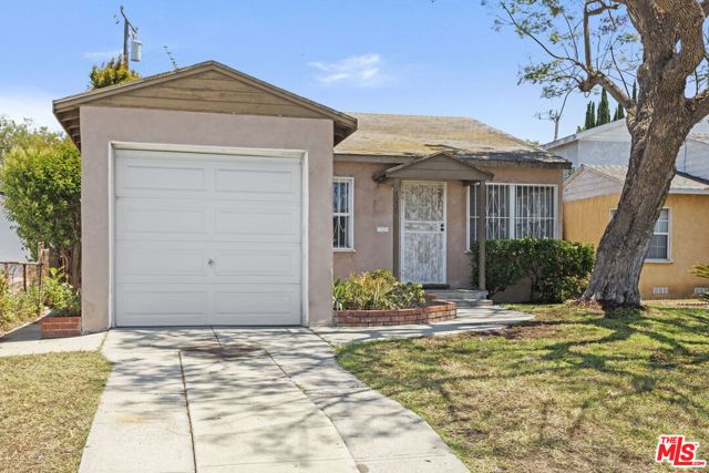4030 Boise Avenue, Los Angeles CA: https://media.crmls.org/mediaz/e93d2abe-2a48-4507-87f1-4a297cb42cfa.jpg