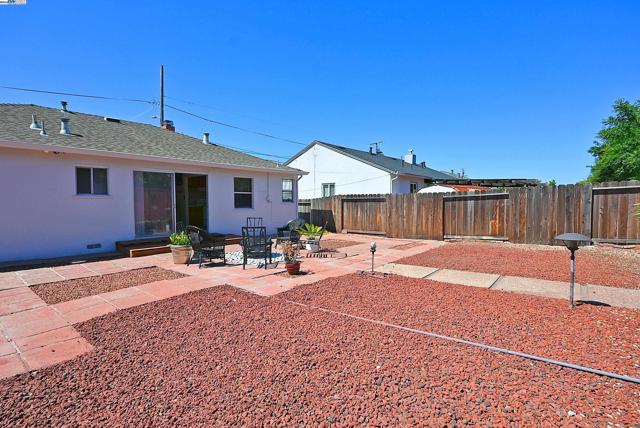 4248 Mabel Avenue, Castro Valley CA: https://media.crmls.org/mediaz/e93e23c4-15d9-42f8-859d-d938680ea624.jpg