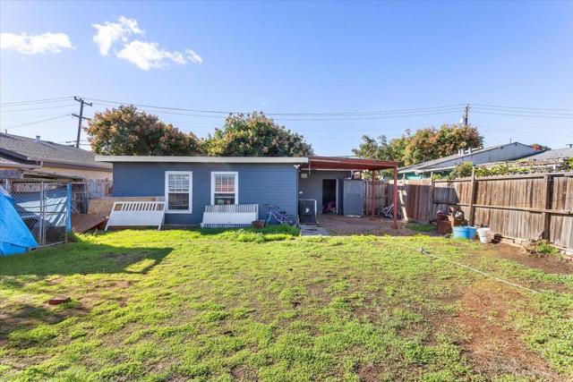 33834 9th Street, Union City CA: https://media.crmls.org/mediaz/e93e7f89-6cc9-4635-a4e6-64fb3e7b0ffc.jpg