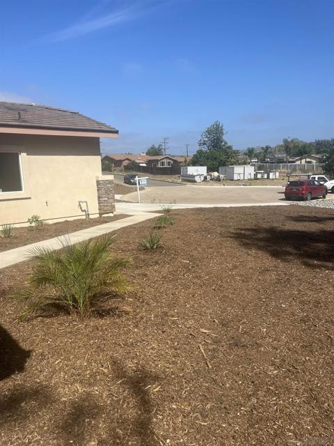 11989 Raceway Lane, Lakeside CA: https://media.crmls.org/mediaz/e93ebb14-fcb8-4ad9-acf3-3f4c76215115.jpg